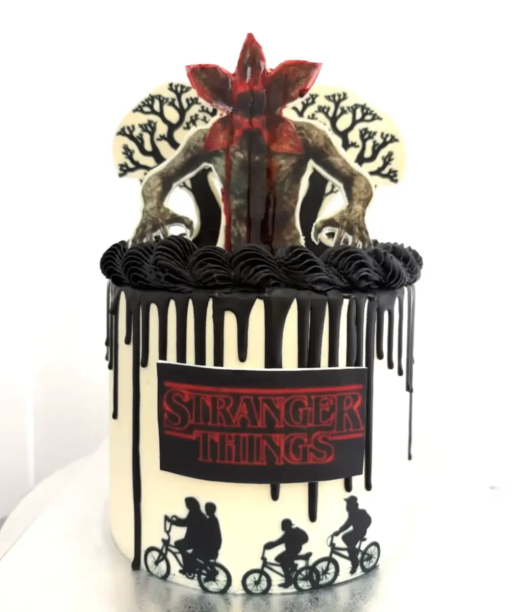 Tarta personalizada Stranger Things artesanal